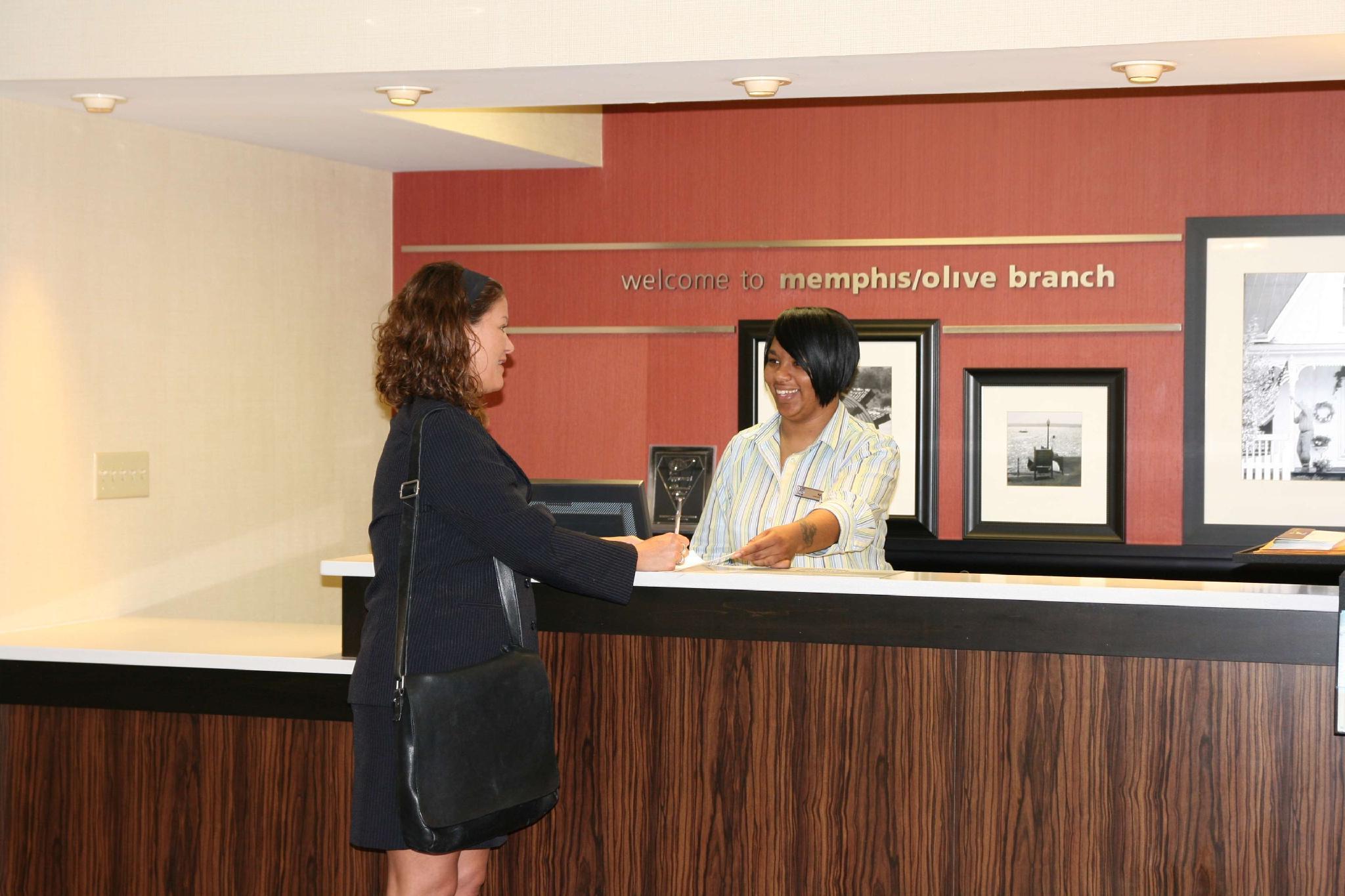 Hampton Inn Olive Branch Interno foto